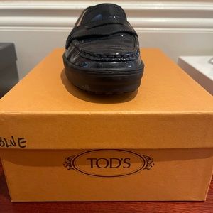 Todd slip on
